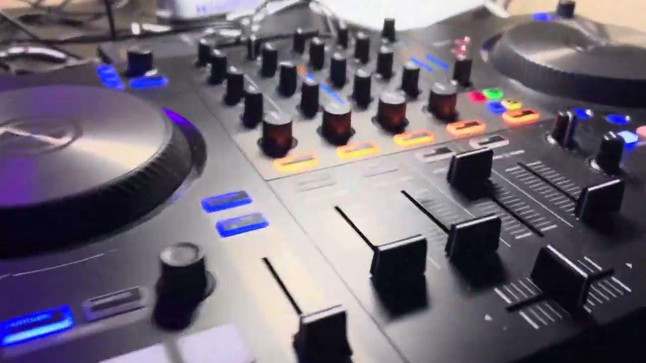 DJ SIMONEVEGAS