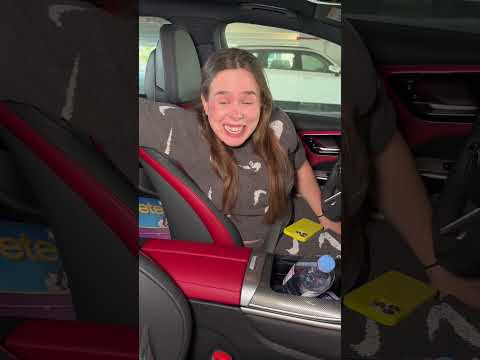 Cuando hay que limpiar el carro 😂🚗