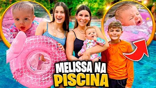 REAÇÃO DA MELISSA ENTRANDO PELA 1º VEZ NA PISCINA 