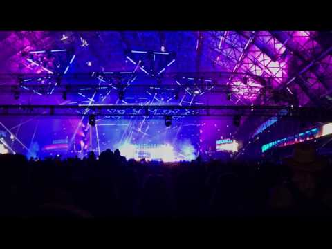 Dillon Francis Coachella 2017 set James Hersey - Coming Over Remix