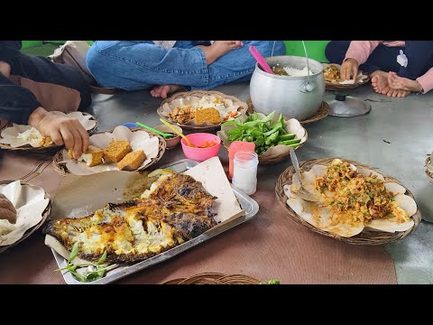 SUMPAH ENAK PISAN AJAK KELUARGA MAKAN DI RUMAH APUNG CIRATA