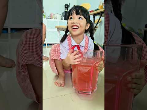 เมื่อฉันเป็นคนตัวเล็ก #funny #ตลก #youtubeshorts #shortsfunny