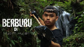 Berburu Ikan Di Musim Hujan Di Hutan Tropis Sumatra Menyeramkan.! 