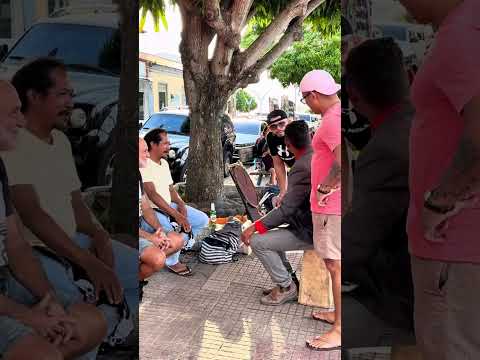 Kkkk tu riu aí né ????