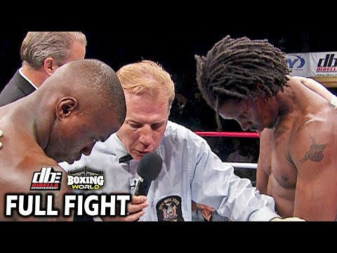 FACE FIRST ON THE CANVAS! DAVID ESTRADA vs. CLARENCE TAYLOR | FULL FIGHT | BOXING WORLD