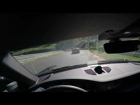 Porsche 385hp 992 Cabrio vs. 510hp 992 GT3 Nordschleife//.