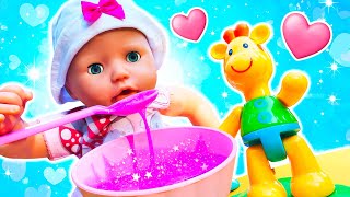 Una papilla mágica para la muñeca bebé.