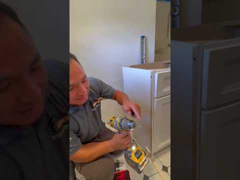 Cómo abrir agujeros para gabinetes correctamente