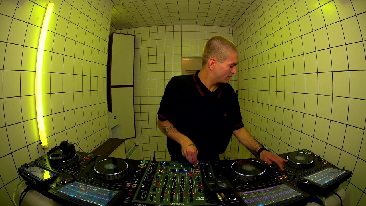 Ezza aka Animal Crossed | HÖR – April 29 / 2026