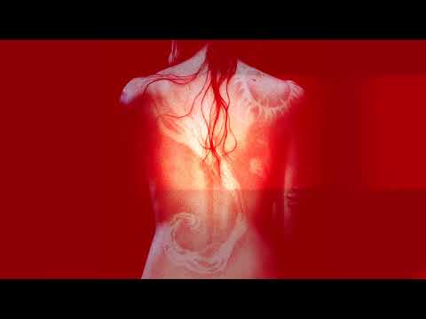 Caroline Polachek – Welcome To My Island (A. G. Cook Remix) [feat. Charli xcx]