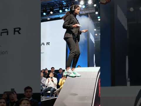 Breaking Tech! โTESLA GLIDEโ Levitating Shoe Unveiled at IICE 2025 ๐๐๐ฎ๐ณ
