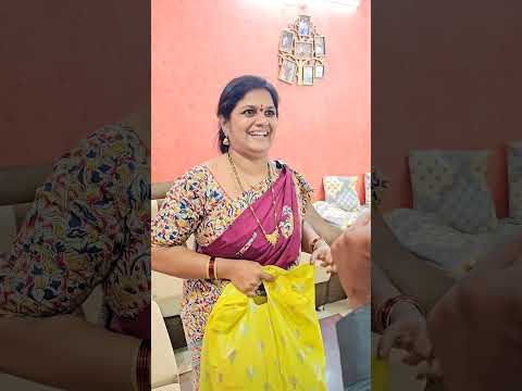 తప్పెవరిది?🙆‍♀️😜 Watch till end #shorts #funny #comedy #reels #entertainment #trending #saree #fun