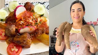 Yuca frita con chicharrón