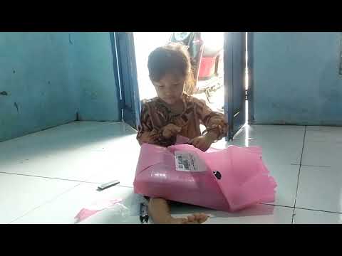 Unboxing Boncengan Motor Scoopy - Amanda Ramaniya