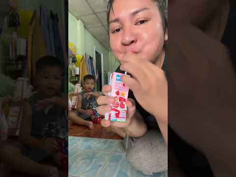 วิธีดื่มนมที่ถูกต้อง #ไมครอนกับแม่ฮอล #ตลก #ตลกขำๆ