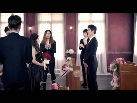 BTOB - 그 입술을 뺏었어(Irresistible Lips) M/V
