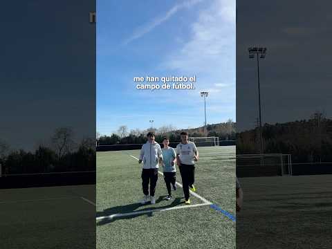 Estos niños me han quitado el campo de fútbol.