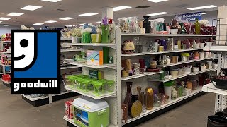 Vamos De Compras De Segunda Mano Con Sandy Bella