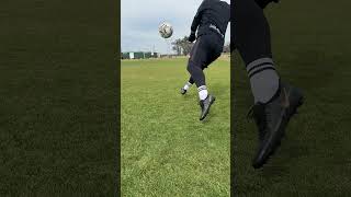 🧤👀🚀    #futbol #goalkeeper #colonelkkjϟ #colonelkkjϟ #soccer #memes #football #porteros #gloves