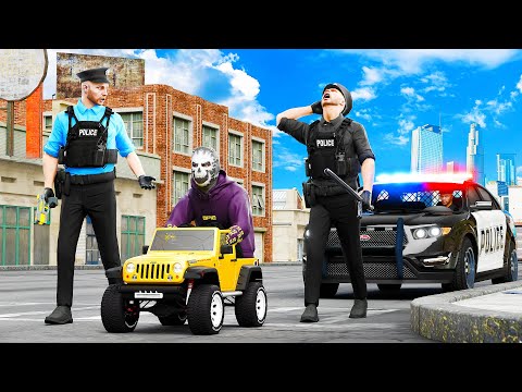 100 Tiny Cars Trolling Cops in GTA 5 RP