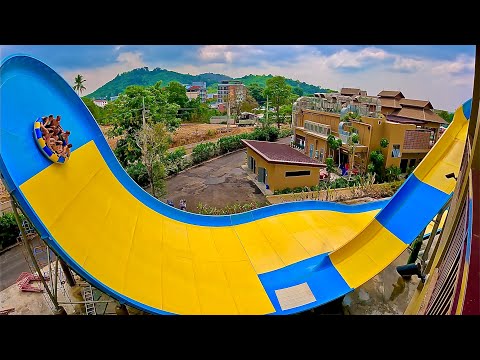 Boomerango Thrill Ride at Andamanda Phuket Water Park