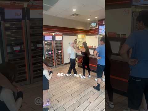 GO TO DOMINOS THEN BIT*H ! #vegas #pizza #viralvideo #dominos #shorts #vegaseats #saycheesetv
