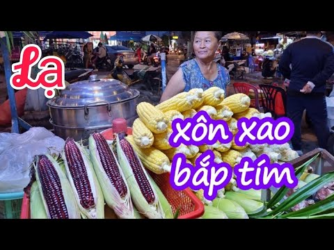 Kỳ lạ trái bắp màu tím trên hè phố Sài Gòn