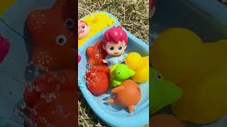 貝貝彬洗澡撈魚玩具 🐟 貝貝彬 Bebefinn 繁體中文 #bebefinn #shorts