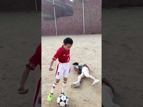 لاعب اهلاوي مغرور شوف لاعب الزمالك عمل اى فيه