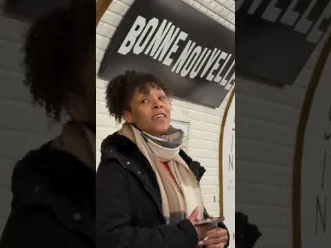 Subways all over the world have singers paying tribute to Whitney ๐ซถ๐๐