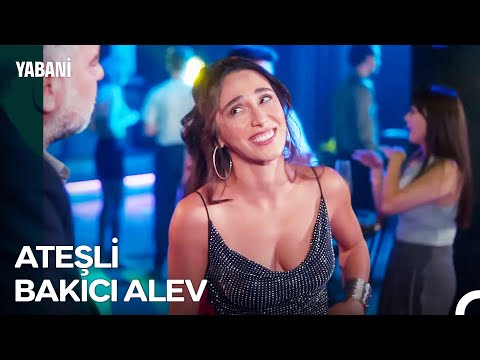 Gece Kulübünden Çıkma Çocuk Bakıcısı - Yabani