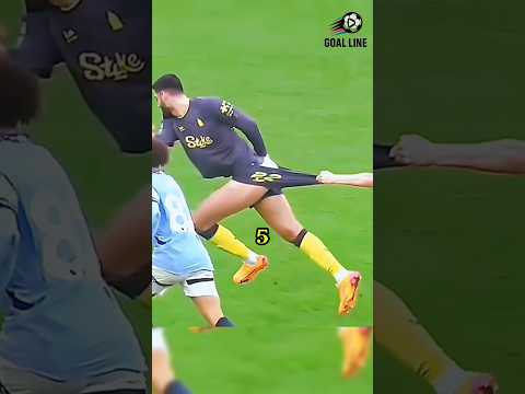 "5 momentos vergonzosos del fútbol que se volvieron memes virales"(#fútbol )