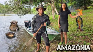 Pescando para sobrevivência na floresta AMAZONICA de cara com Animais selvagens 