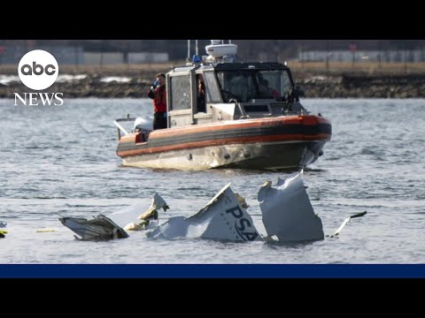 Authorities hold press conference on midair crash in DC