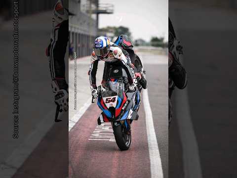 Toprak Lakukan Stoppie 🤩 | #bmwmotorrad #wsbk