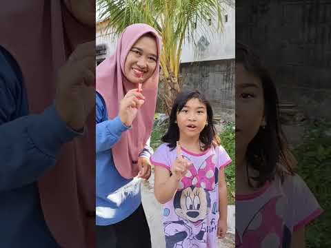 Kumpulan video eskrim icecream 193 qisya dapat suntikan coklat