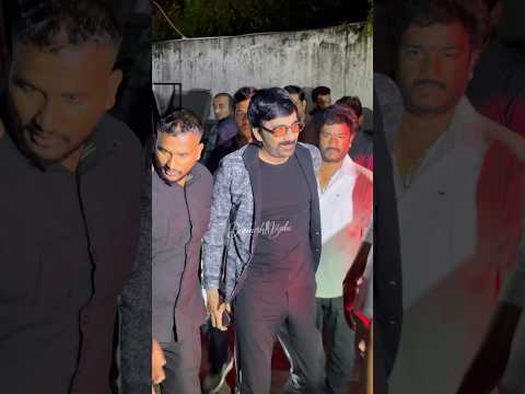 రవితేజ ఈ లుక్ లో చాలా బాగున్నాడు కదా at Mass Jathara Pre Release Event in Hyderabad