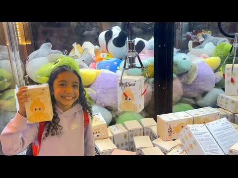 ACHEI UM MÁQUINA DE PEGAR LABUBU NO SHOPPING
