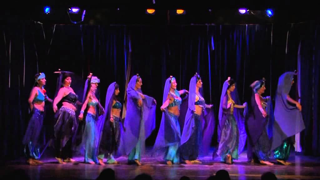 Djamilah dance group