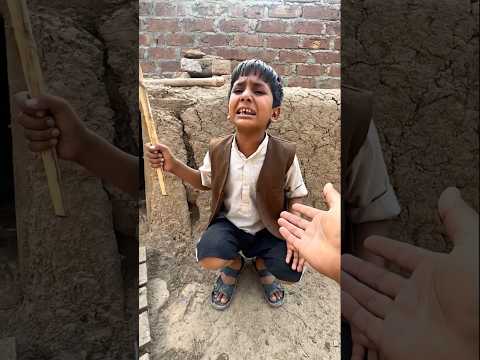 Komodo dragon ne hamla kr dya