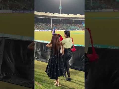 Pakistani actress ❣️❣️ spotted in Islamabad United teams #viralshort #yumnazaidi #trending