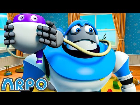 EXPLODING ROBOT | ARPO The Robot | Moonbug Kids - Art for Kids 🖌️