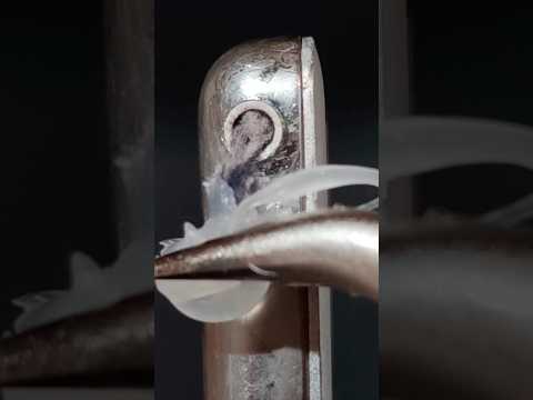 Cleaning IPod Audio Jack With Hot Glue, don’t try⚠️ #asmr #satisfying #cleaning