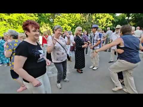 Новый Танцевальный ХИТ! Невозможно устоять!!! "Мосточек"