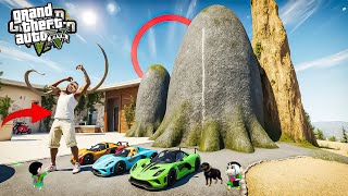 Franklin Found Curvy Speed Bumps Outside Franklin House In GTA 5 !
