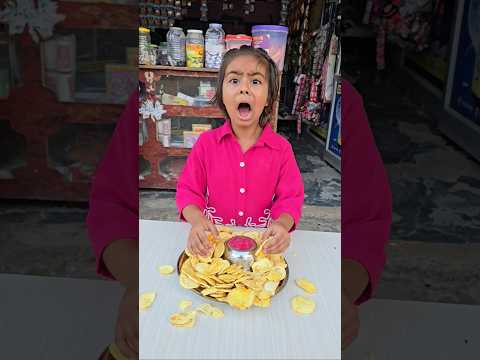 Mayra ke chips me ye kya nikla 😂#shorts