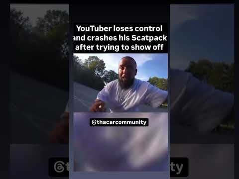 YOUTUBER CRASHES CAR AFTER SHOWING OFF!!😳🏎️💨 #mustang #automobile #hellcat #chevrolet #mopar #srt