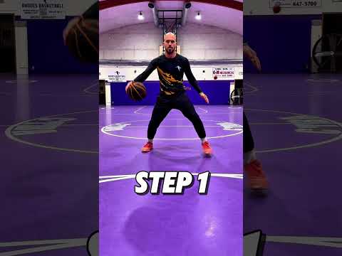 Shift your defender with this move โ๏ธ๐๐