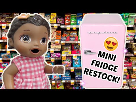 BABY ALIVE does a MINI FRIDGE RESTOCK! The Lilly and Mommy Show! FUNNY KIDS SKIT!