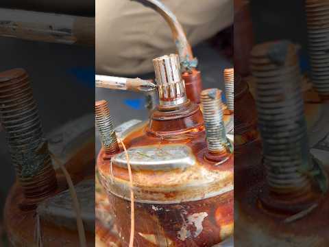 There are only two types of well pumps out there @KEENUtility  #plumbing #bluecollar #plumber